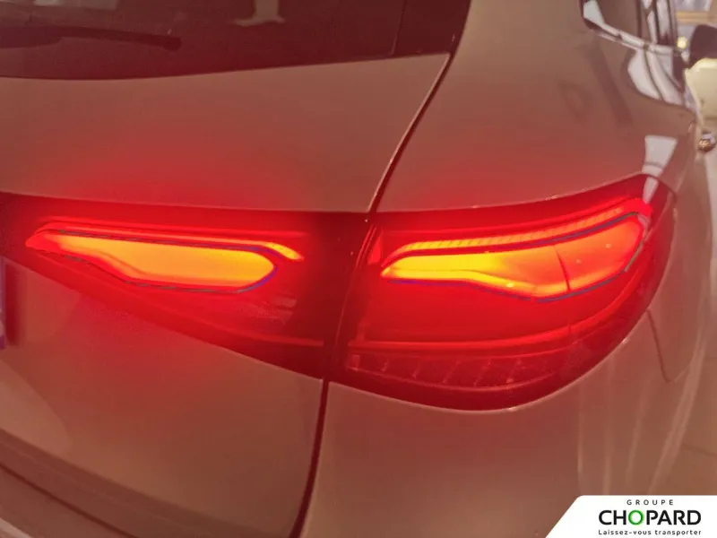 Image secondaire du véhicule 11