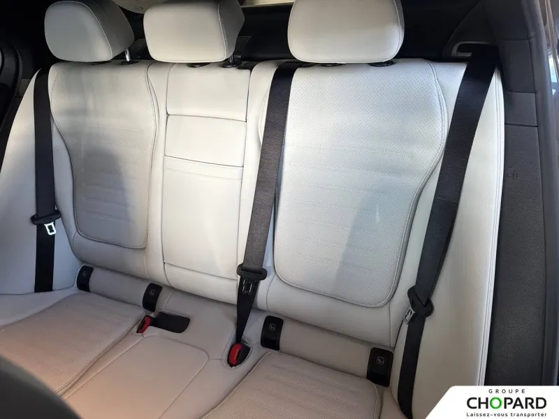 Image secondaire du véhicule 22