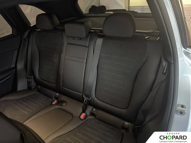 Image secondaire du véhicule 25