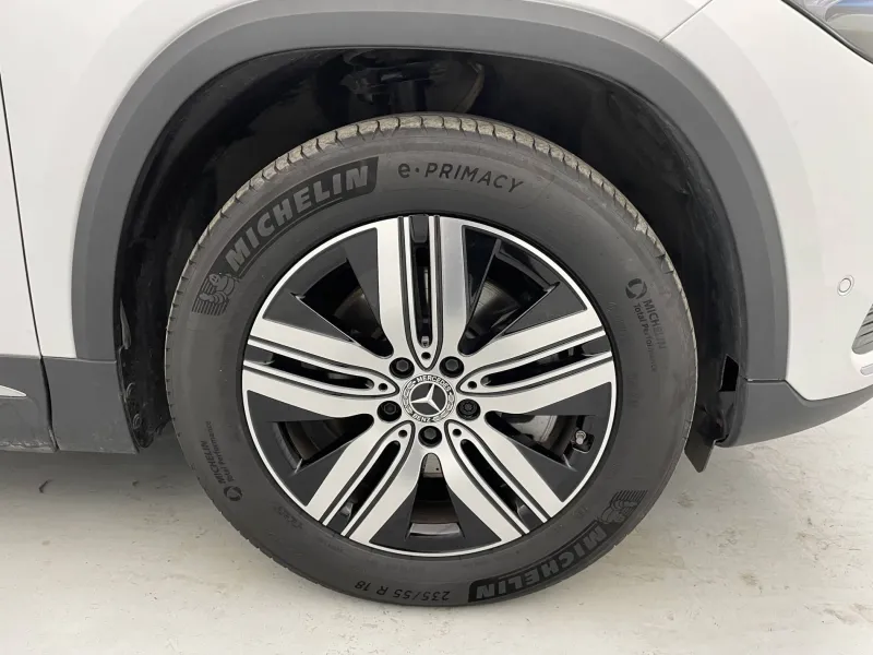 Image secondaire du véhicule 14