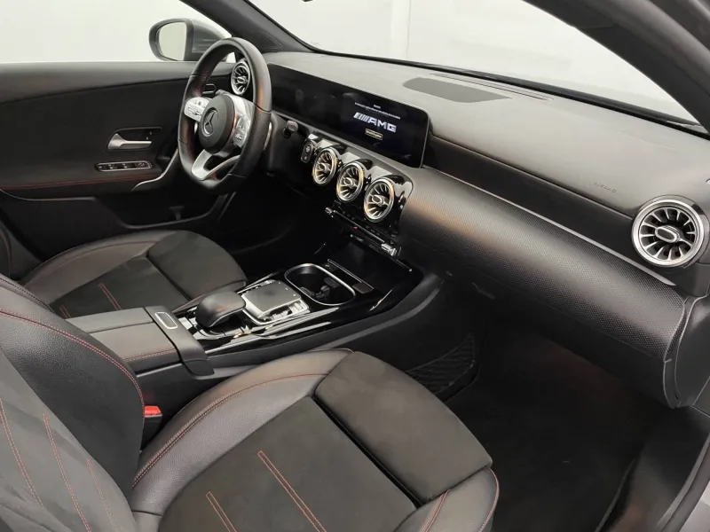 Image secondaire du véhicule 26