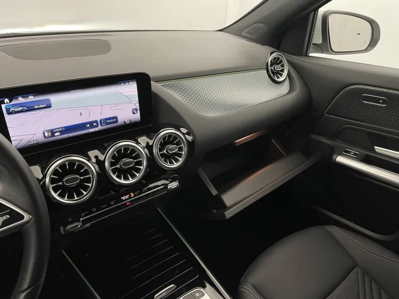 Image secondaire du véhicule 29