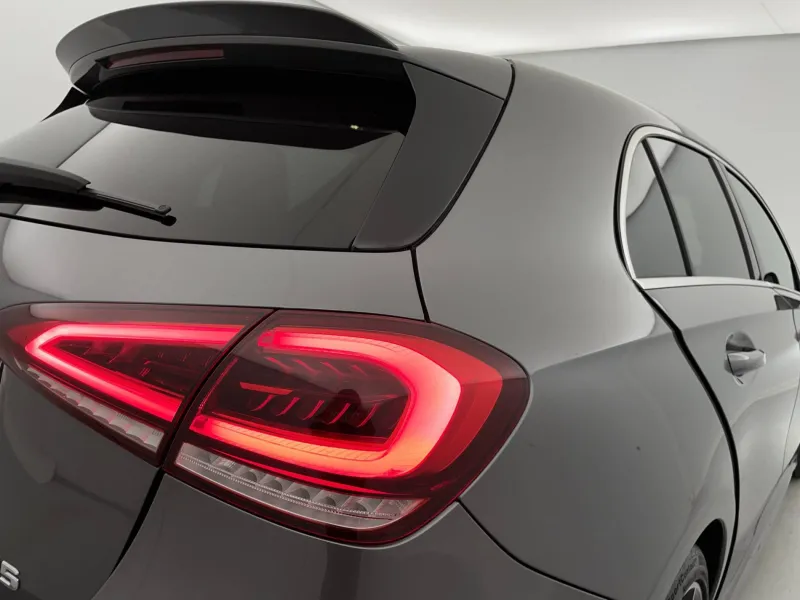 Image secondaire du véhicule 30