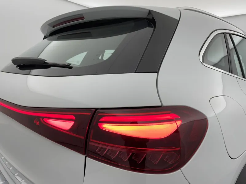 Image secondaire du véhicule 31