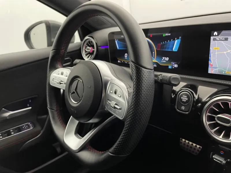 Image secondaire du véhicule 31