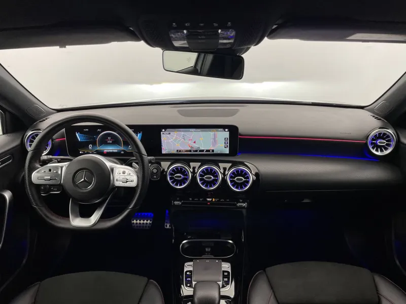 Image secondaire du véhicule 32