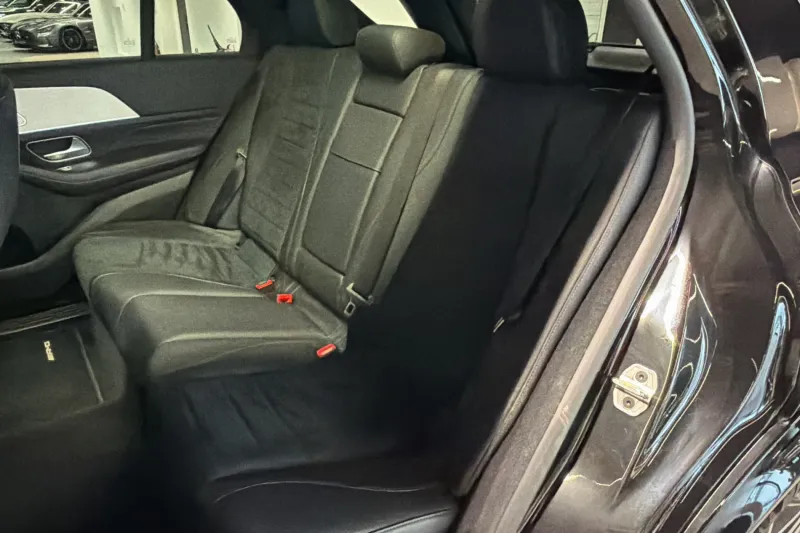 Image secondaire du véhicule 12