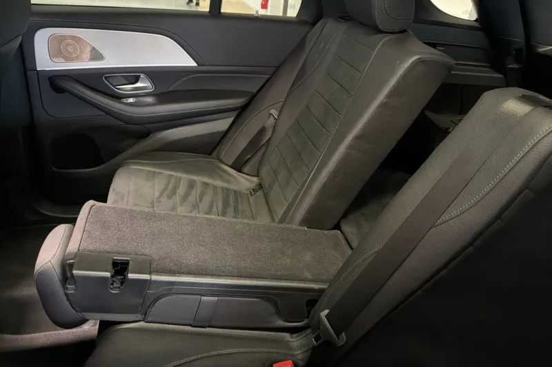 Image secondaire du véhicule 40