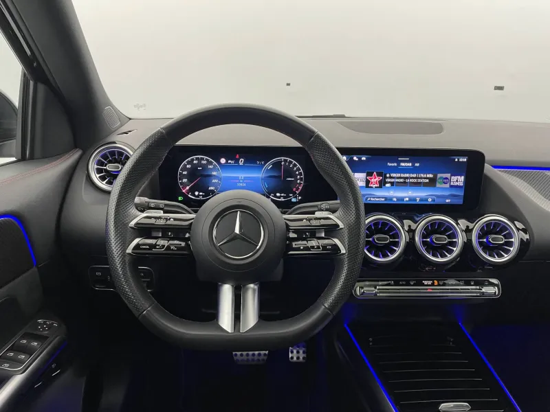 Image secondaire du véhicule 23