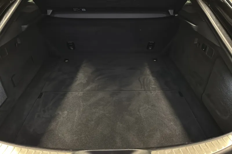 Image secondaire du véhicule 10