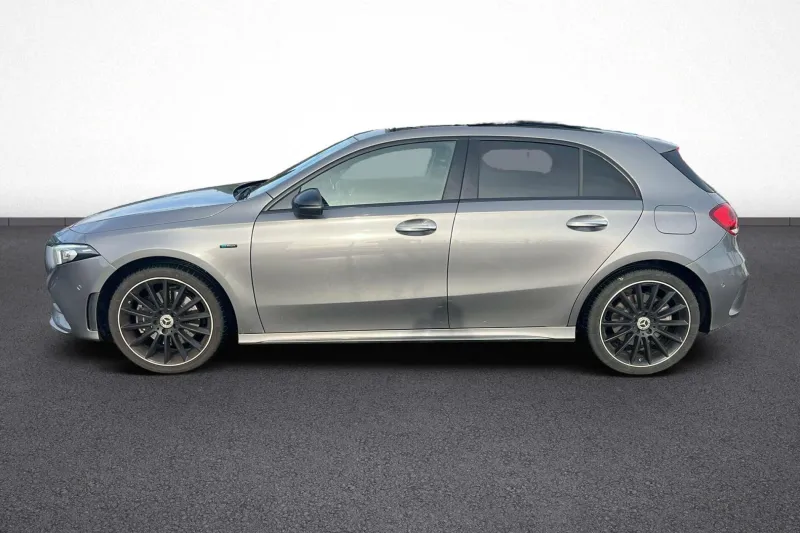 Image secondaire du véhicule 4