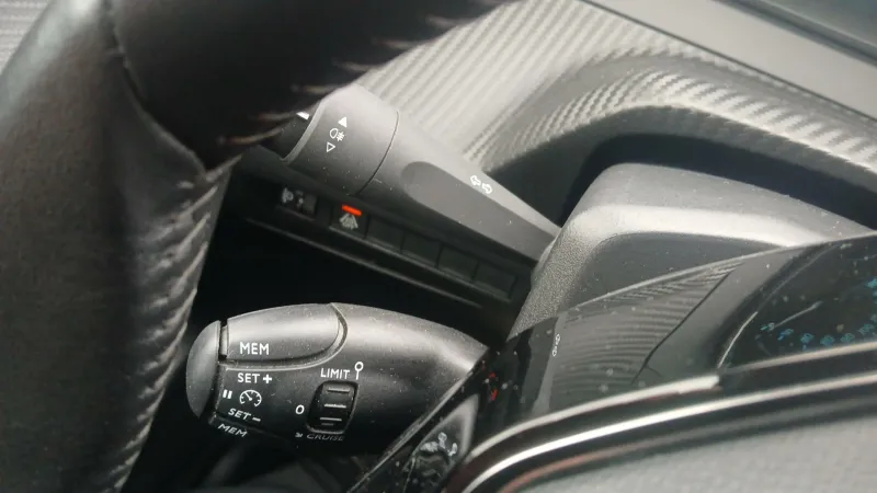 Image secondaire du véhicule 23