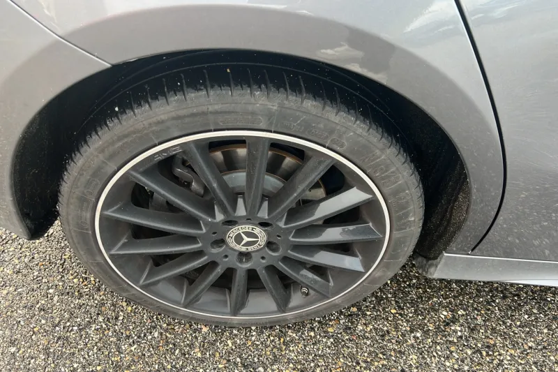 Image secondaire du véhicule 16