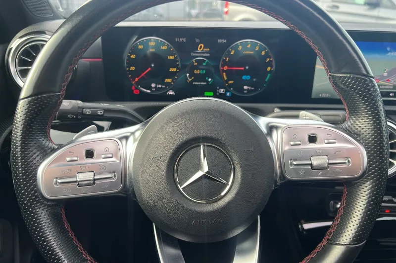 Image secondaire du véhicule 18