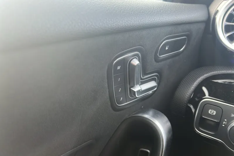 Image secondaire du véhicule 21