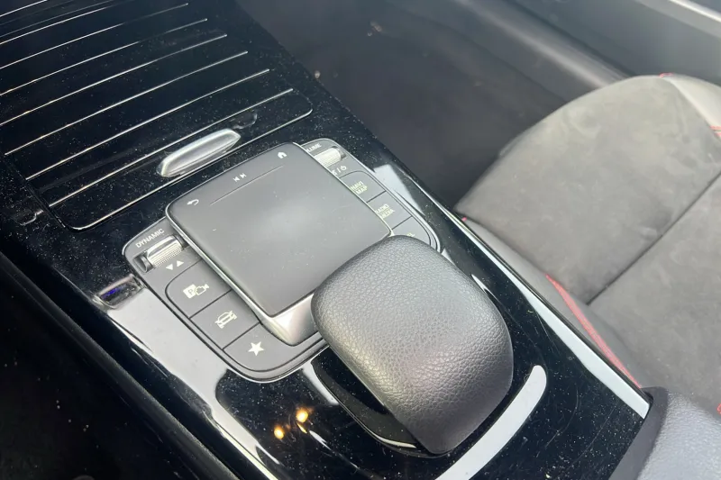 Image secondaire du véhicule 23