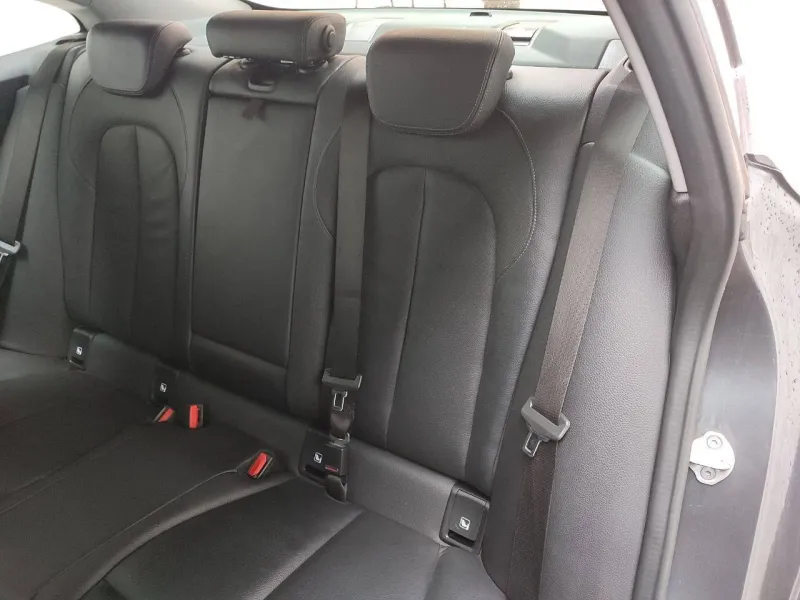 Image secondaire du véhicule 13