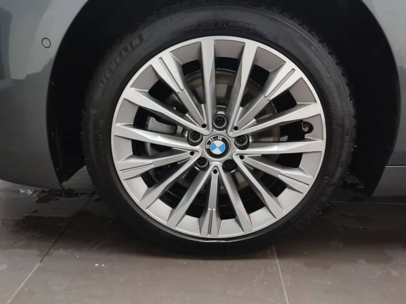 Image secondaire du véhicule 14