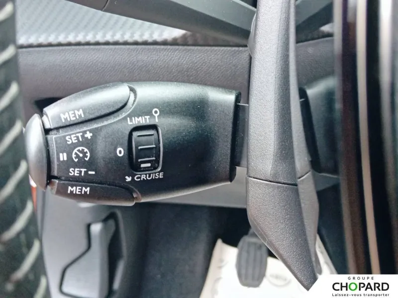 Image secondaire du véhicule 21