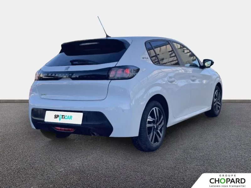 Image secondaire du véhicule 9