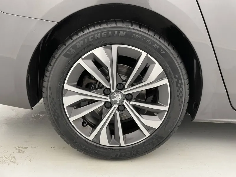 Image secondaire du véhicule 20