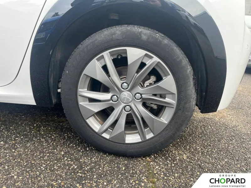 Image secondaire du véhicule 12