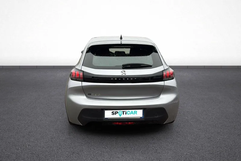 Image secondaire du véhicule 6