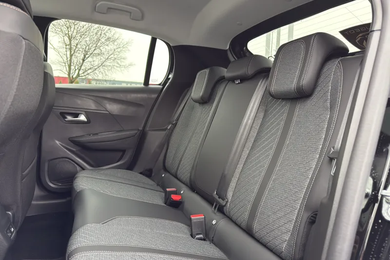 Image secondaire du véhicule 10