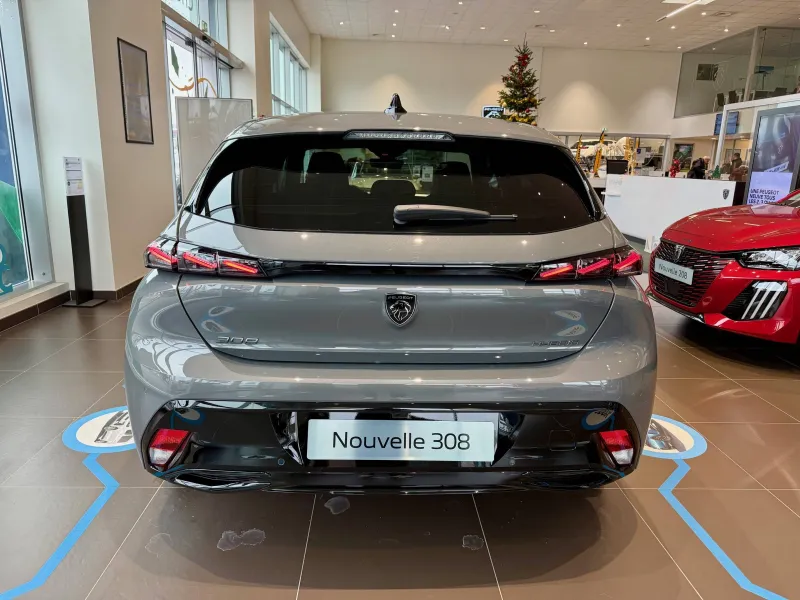 Image secondaire du véhicule 6