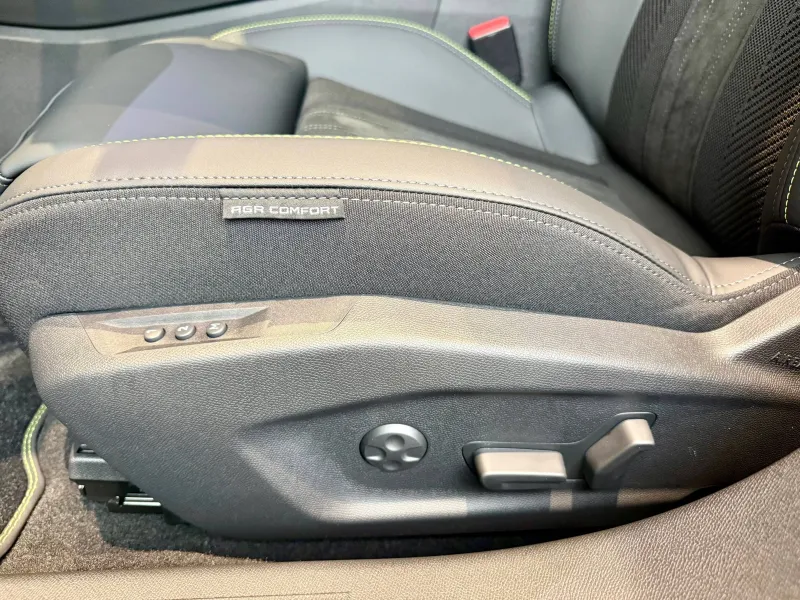 Image secondaire du véhicule 12