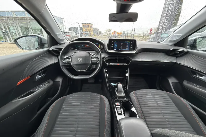 Image secondaire du véhicule 12