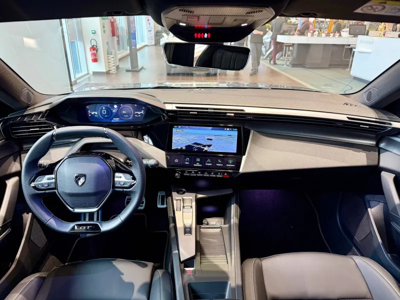 Image secondaire du véhicule 15