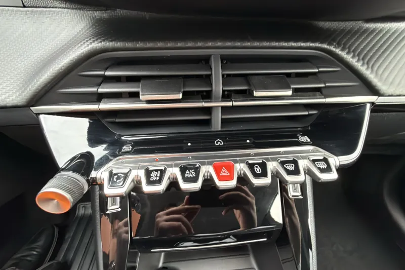 Image secondaire du véhicule 23