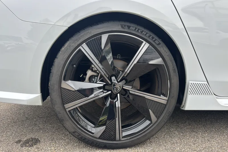 Image secondaire du véhicule 18