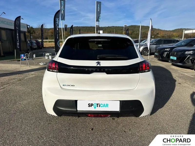 Image secondaire du véhicule 32