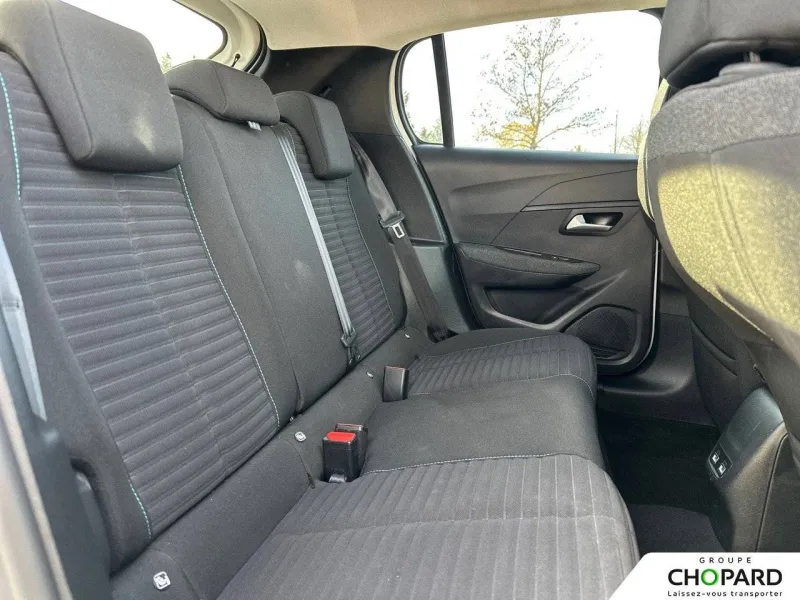 Image secondaire du véhicule 40