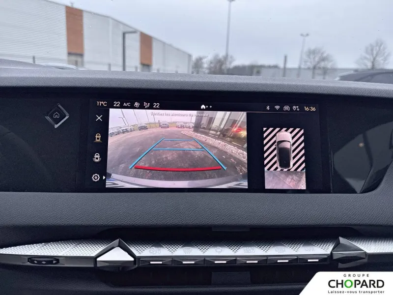 Image secondaire du véhicule 15