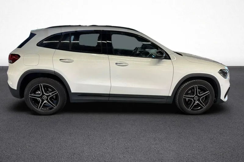 Image secondaire du véhicule 8