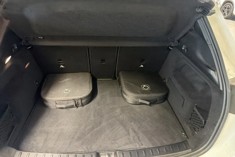 Image secondaire du véhicule 10