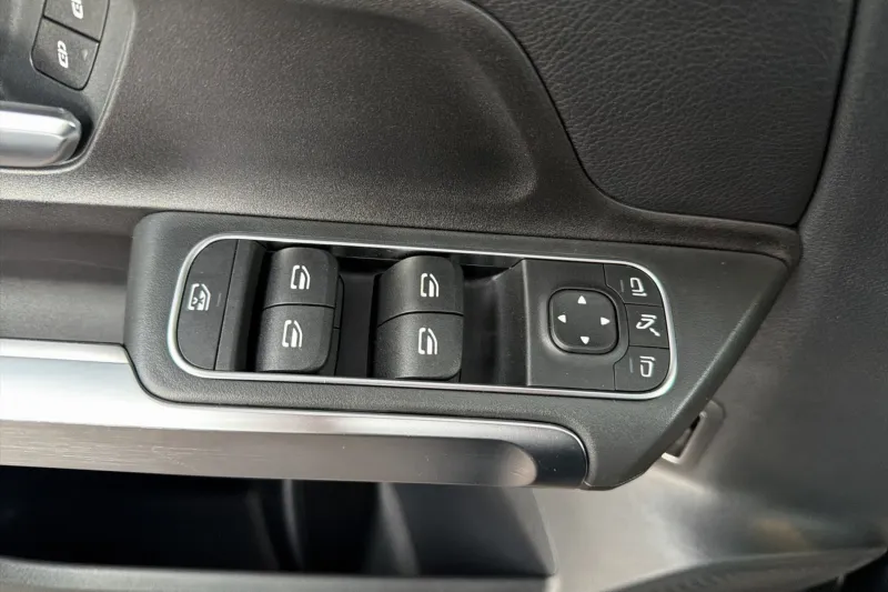 Image secondaire du véhicule 27