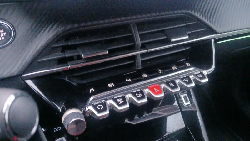 Image secondaire du véhicule 23