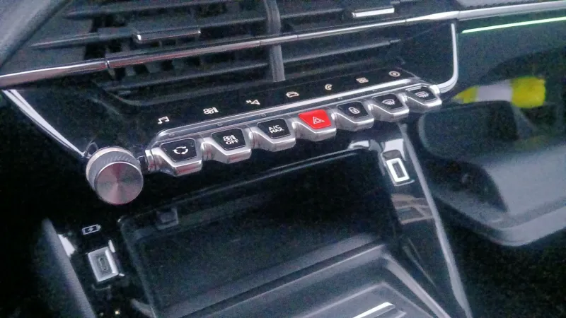 Image secondaire du véhicule 30