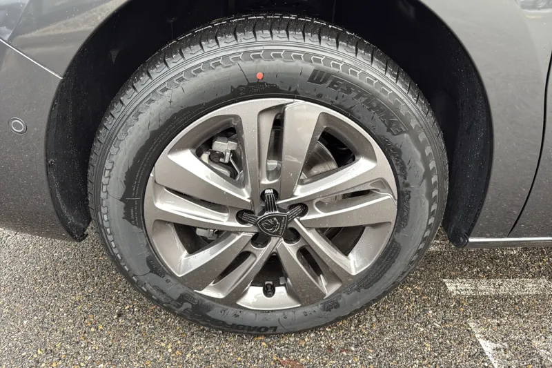 Image secondaire du véhicule 10