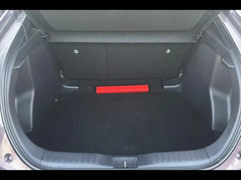 Image secondaire du véhicule 10