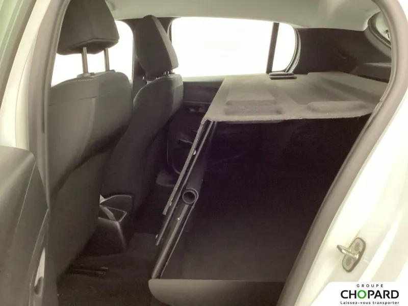 Image secondaire du véhicule 12