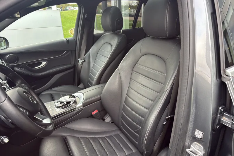 Image secondaire du véhicule 11