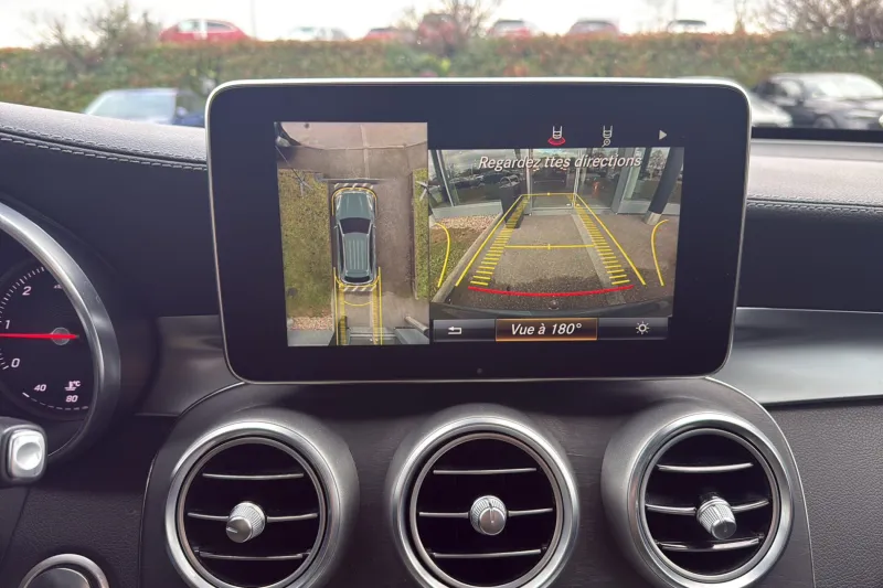 Image secondaire du véhicule 30