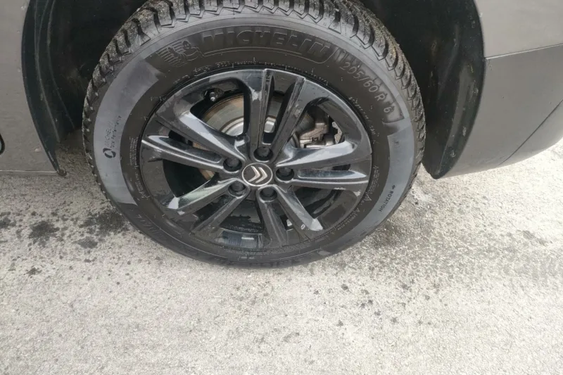 Image secondaire du véhicule 13