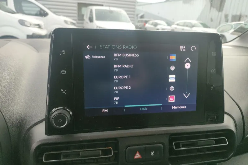 Image secondaire du véhicule 17