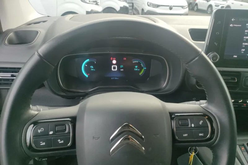 Image secondaire du véhicule 18